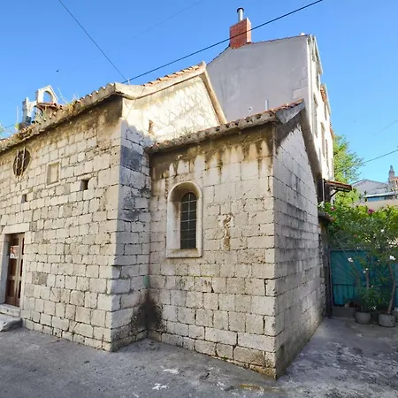 Apartment Sweet Nest *