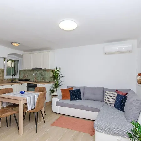 Apartment Sweet Nest